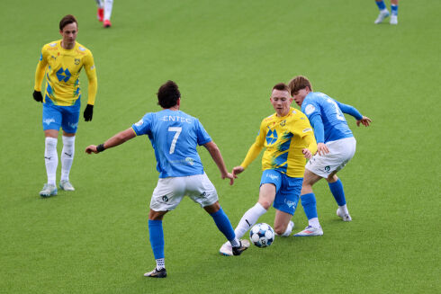 Brattvåg låner midtstoppar frå Hødd