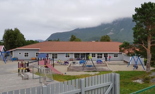Protesterer mot kutt i private barnehagar