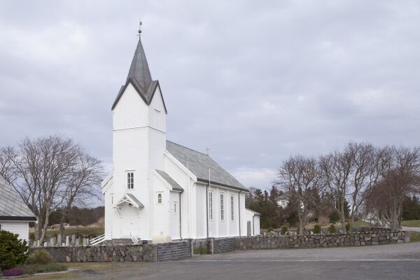Festgudsteneste og bispevisitas i Fjørtoft kyrkje