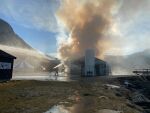 Får løyve til å rive ruinane