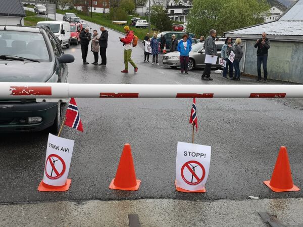 Anleggsmaskinene måtte snu endå ein gong