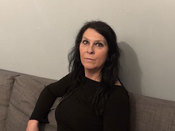 Longva-poet debuterer med si første lyrikkbok