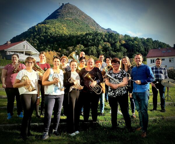 Tradisjonsrik haustfest i Vestrefjord i helga