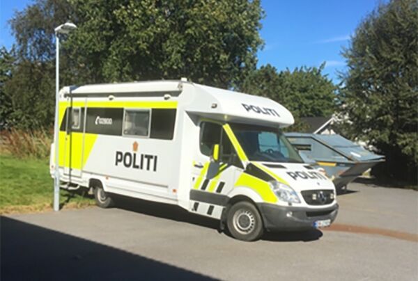 Politiet med mobilt kontor på  Haramsøya