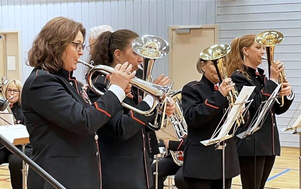 Harøy Musikklag briljerte på heimebane