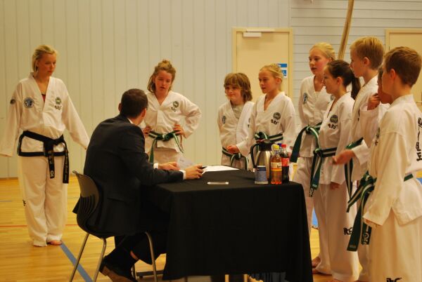 Historisk kveld for Harøy Taekwon-do-klubb