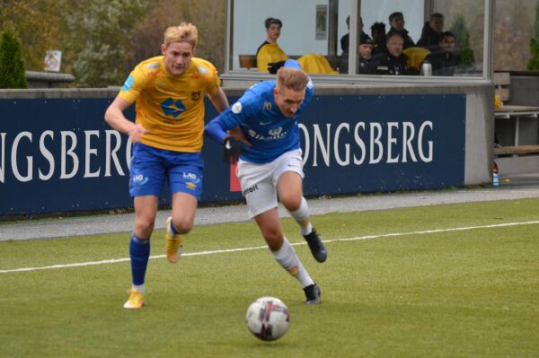 Første proff-kontrakt for Flem