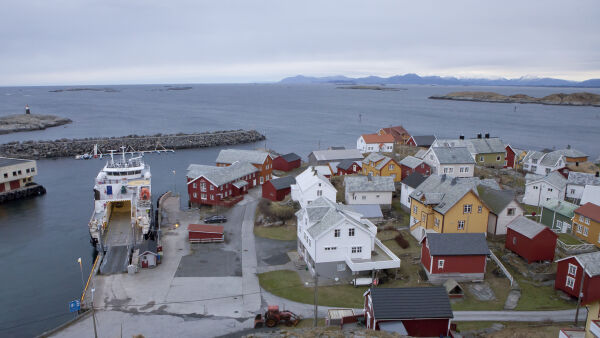 Vil stegvis oppgradere ferjekaiene på Finnøy, Sandøy og Ona