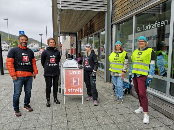 Lærarar og helsepersonell i streik