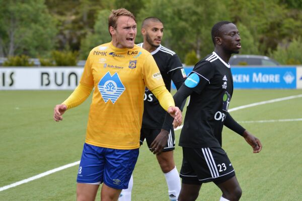 Brattvåg-toppskårar til Hødd