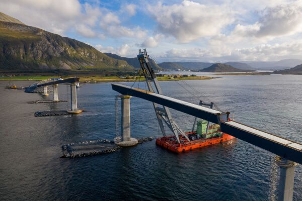 I dag blir Nordøyvegen landfast