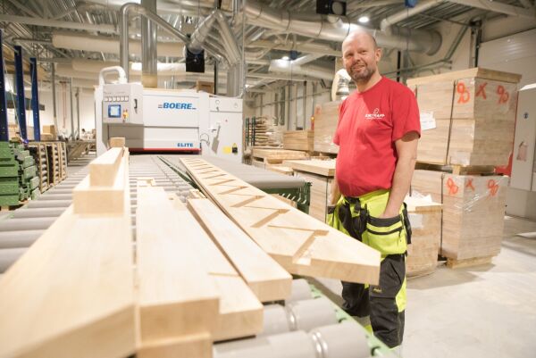 Trappar opp med ny fabrikk på Vadset