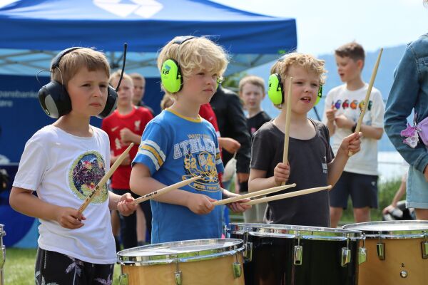 Friske rytmar på Eidsvikafestival