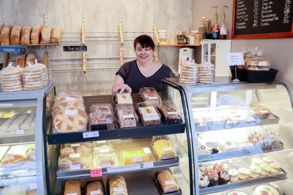 Opnar kafé på Kremmergaarden i Ålesund