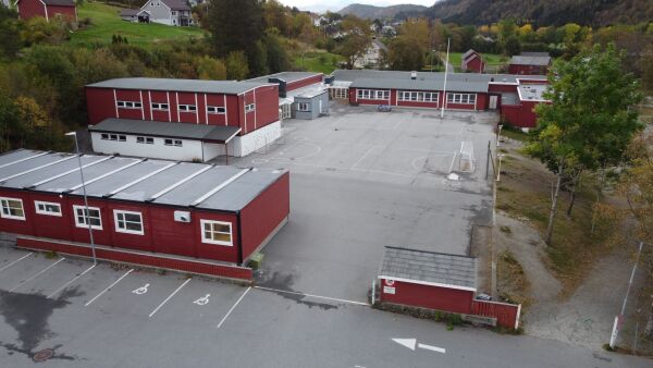 Bygg Eidet skule no!