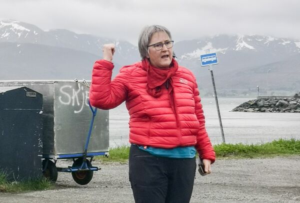 Ministeren kan ikkje stoppe utbygginga