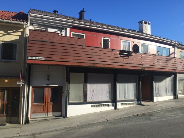Desse husa er selt i Haram og Sandøy
