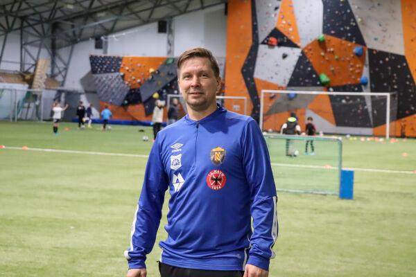 Frank brenn for å utvikle dei unge