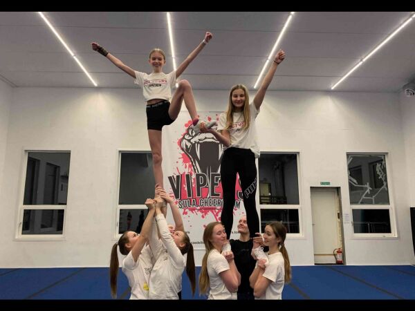 Heilfrelste på cheerleading