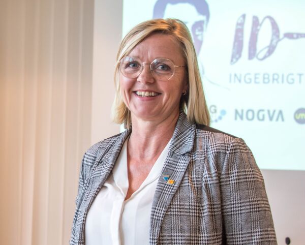 Vil høyre på folket