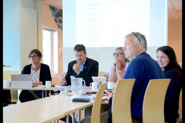 Vilje til å knuse sparebøssa for å få gjennomført Nordøyvegen
