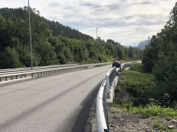 Startar nattarbeid på Slyngstadbruene