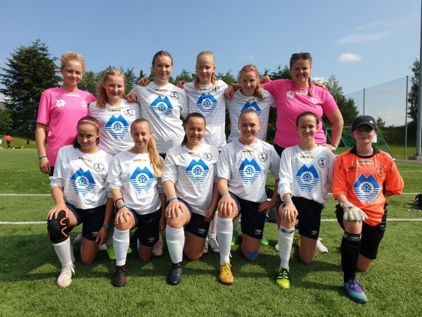 Harøy-jentene klare for A-sluttspelet
