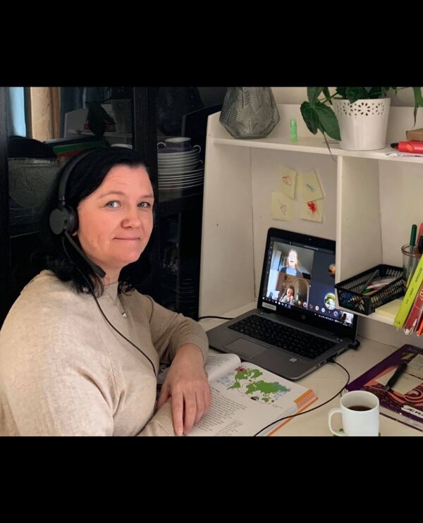 Vart brått kasta ut i den digitale undervisningsverda