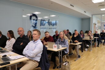 Dekker underskotet med å ta 5,6 millionar mindre frå sparegrisen