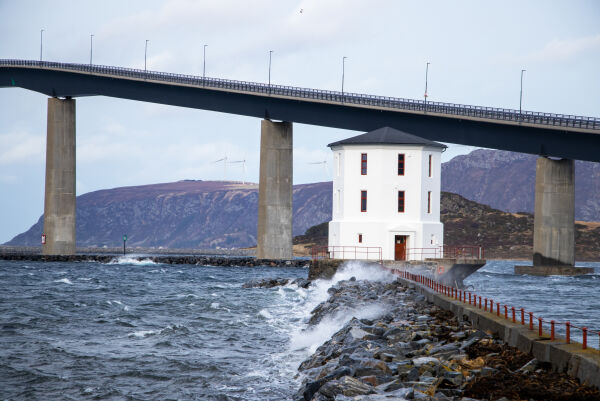 Framleis litt uvêr i vente