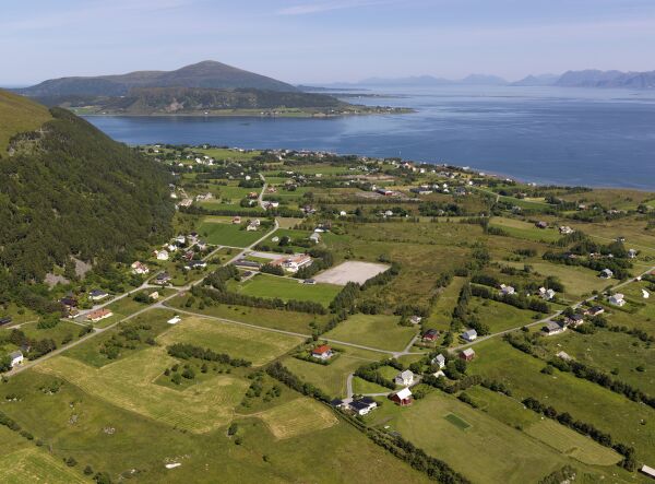 Trekte ønsket om å berre ha éin ungdomsskule