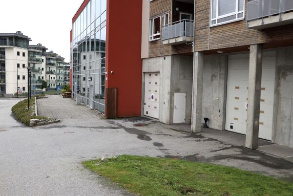 Ungdommar tatt med tennvæske og fyrstikker